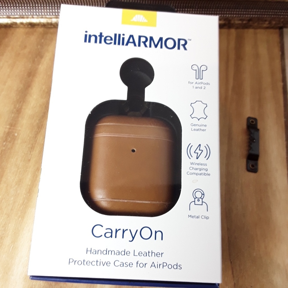 ️❗️FINAL PRICE❗️NEW Apple Airpods  Leather Ca… - Picture 2 of 9